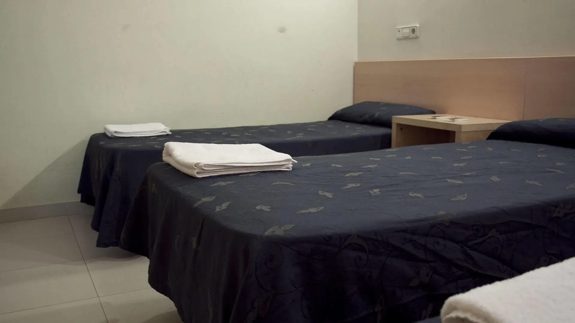 Hostal Abrevadero Barcellona Affittacamere